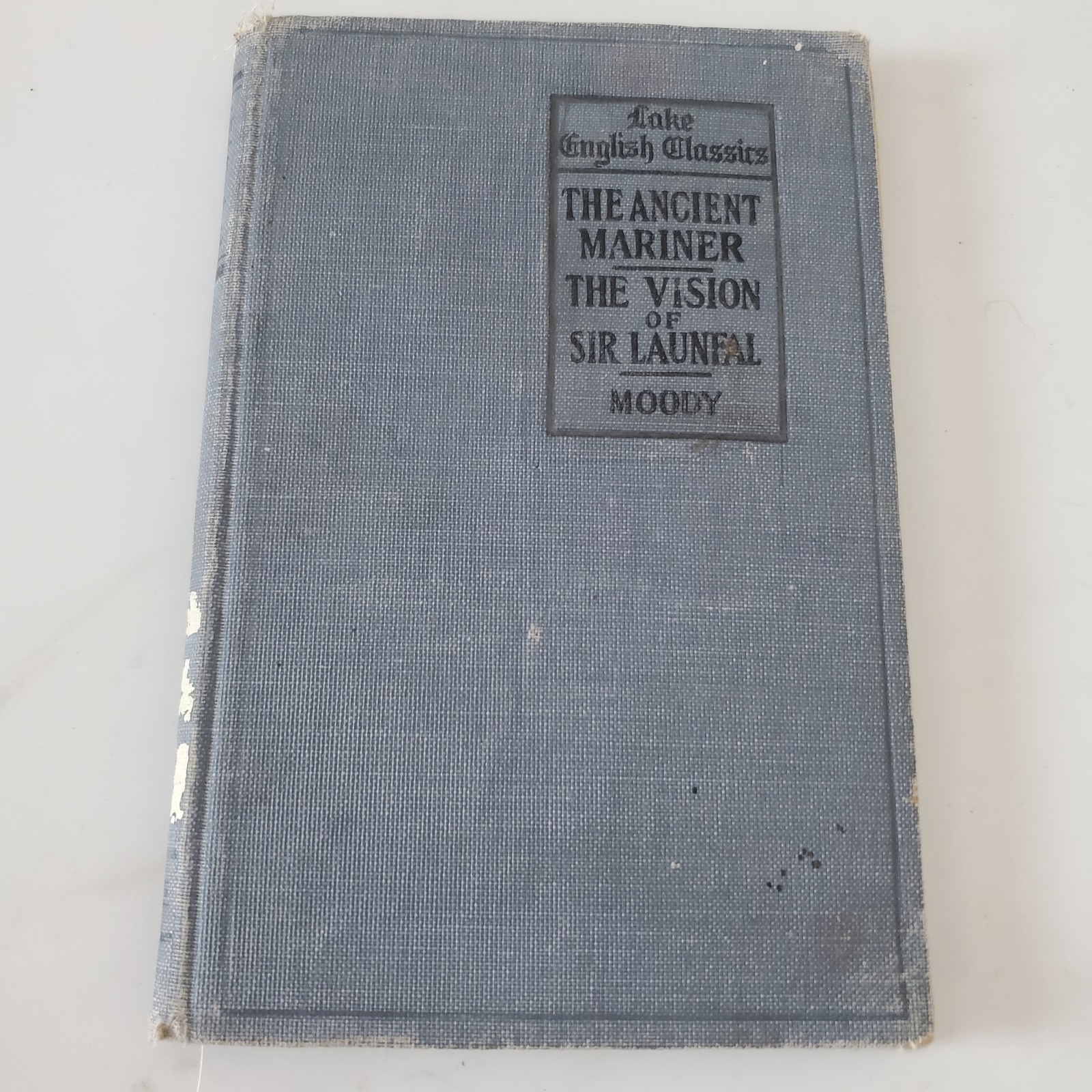 The Rime of the Ancient Mariner & The Vision of Sir Launfal Lake English
