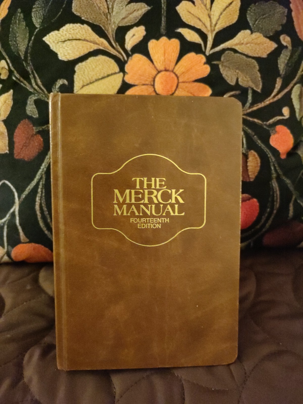 THE MERCK MANUAL Fourteenth 14th Edition 1st Printing 1984 Rare Vintage