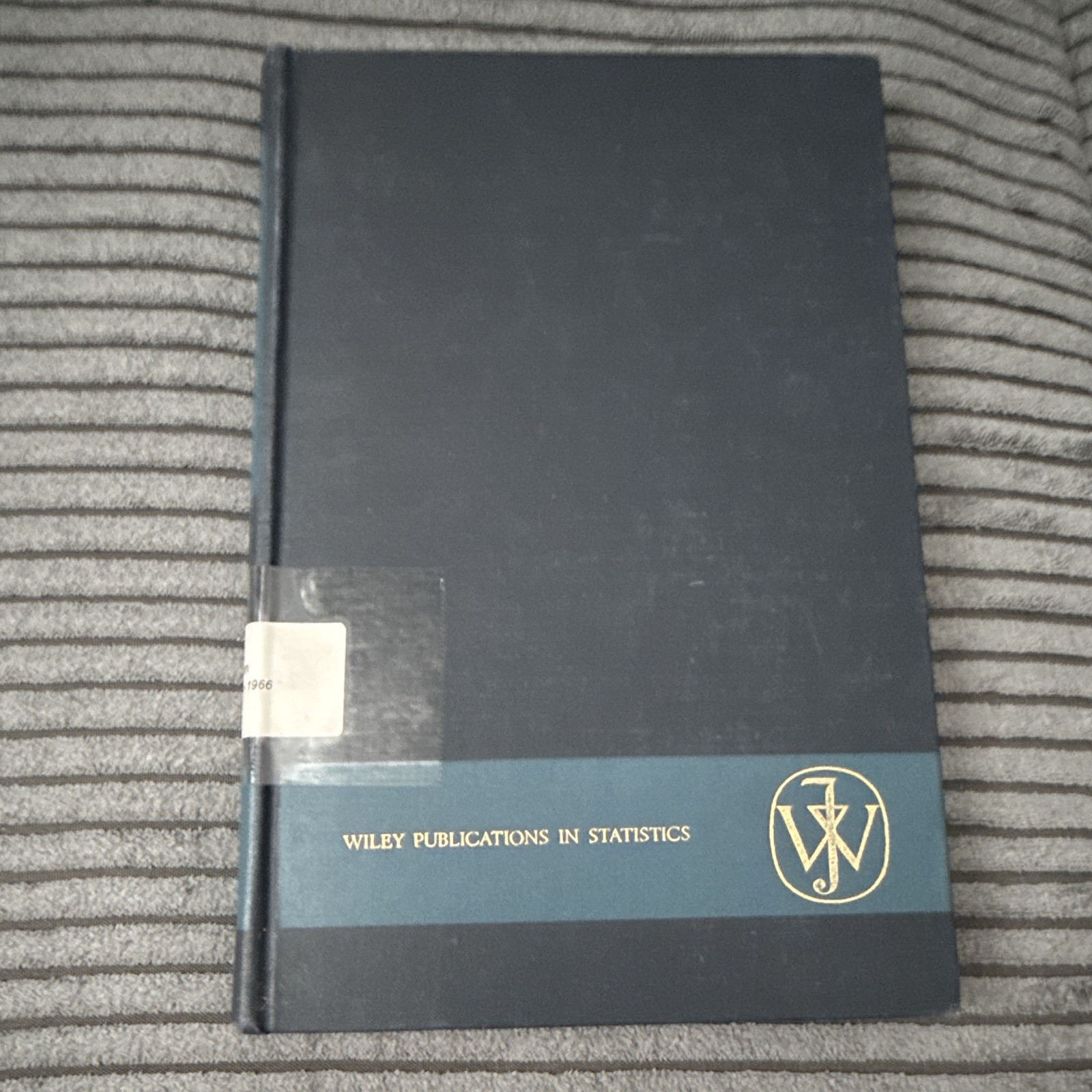 Sequential Analysis Abraham Wald HC 1947 (Wiley Publication in Math Stats)
