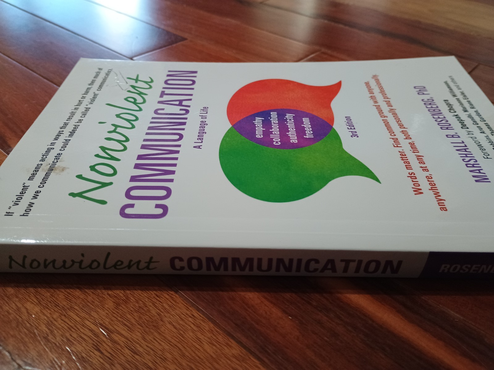 Nonviolent Communication: A Language of Life: Life-Changing Tools for Health…