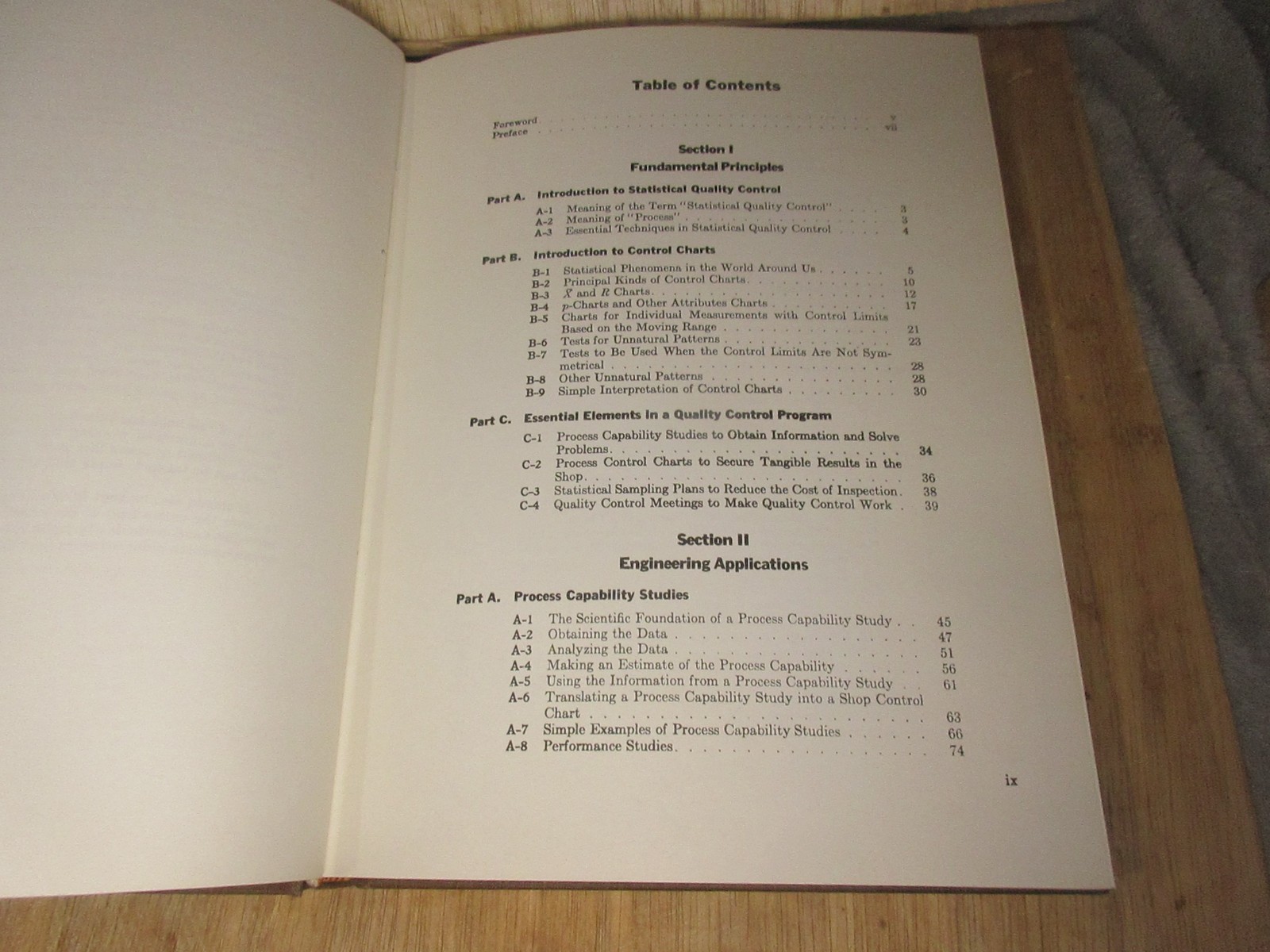Statistical Quality Control Handbook: 11th Printing AT&T [Hardcover] Very Good