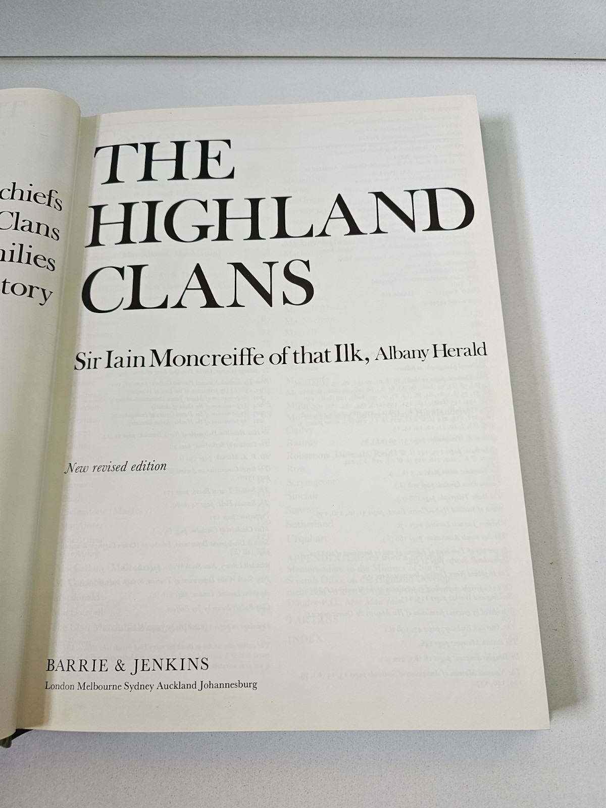 Highland Clans by Iain Moncreiffe (Hardcover, 1982)