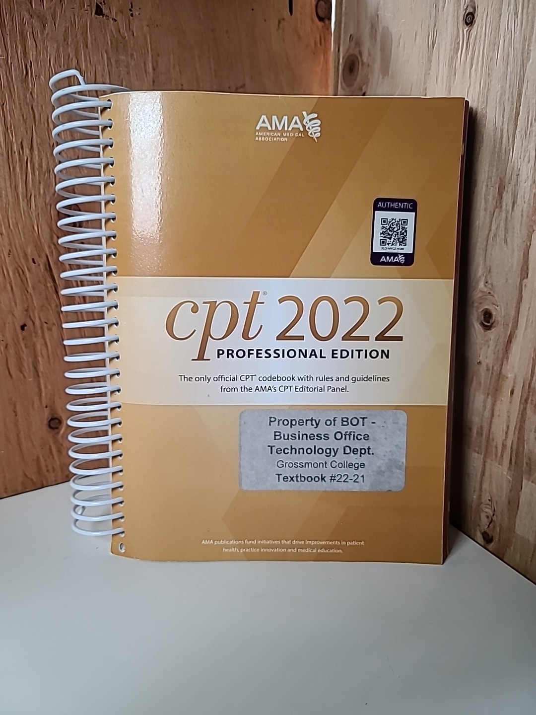 CPT 2022: Professional Edition Spiral