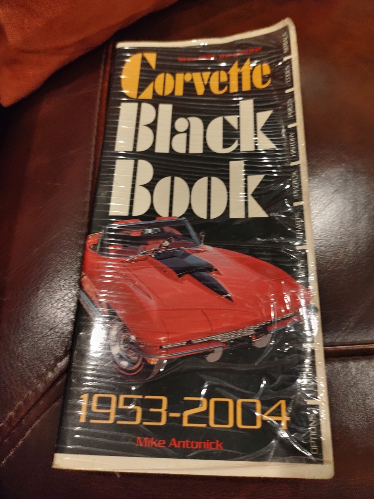 The Genuine Corvette Black Book 1953-2004 Michael Antonick