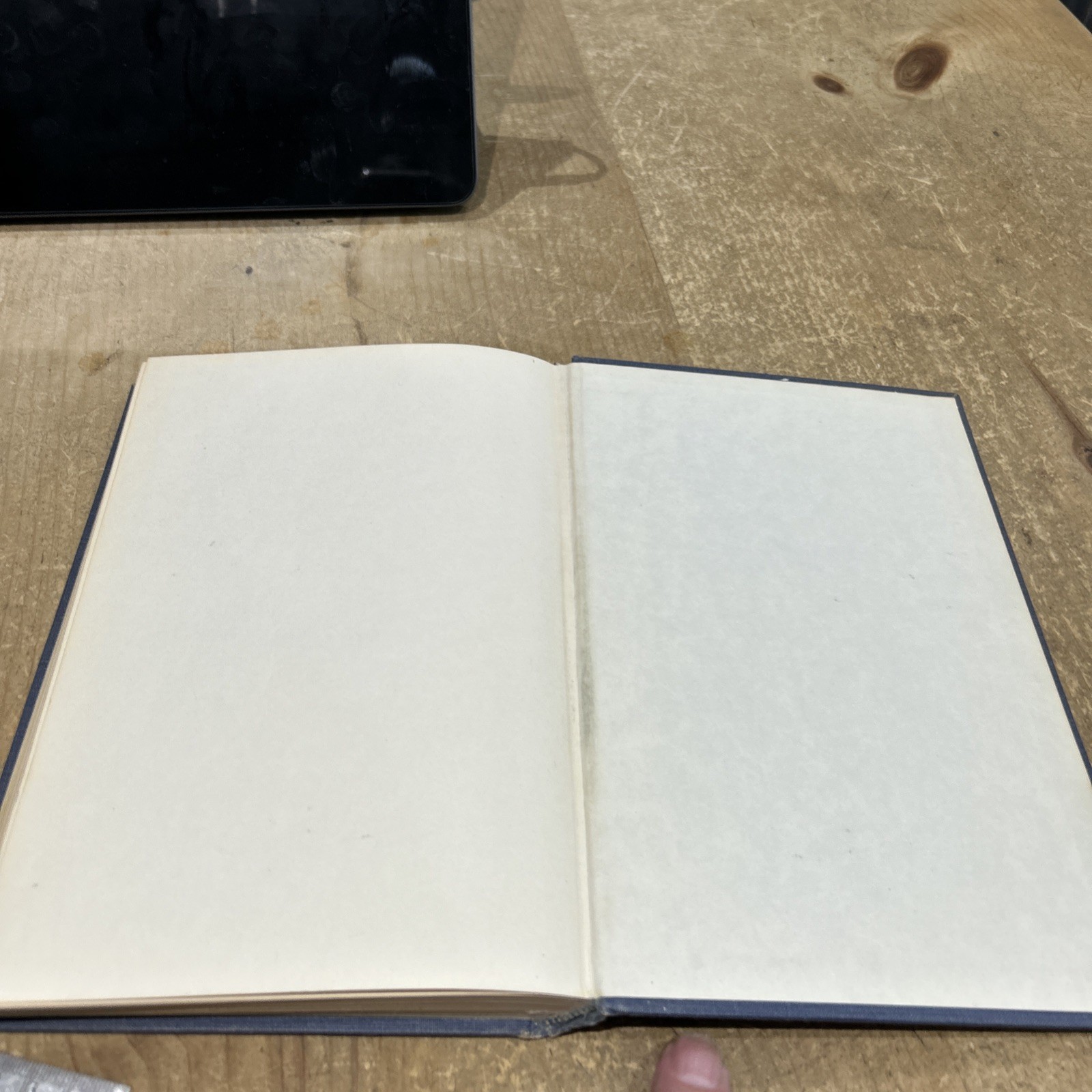 Linear Algebra Kenneth M Hoffman and Ray Kunze HB 1961 many small annotations