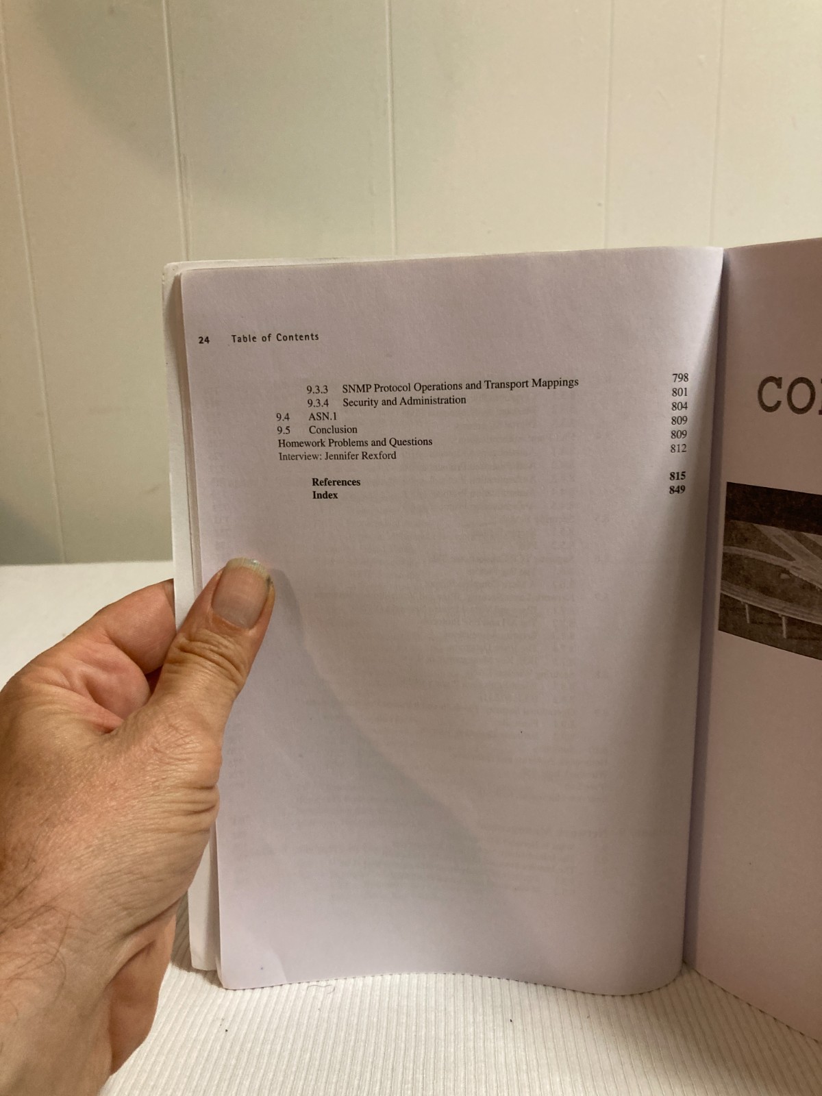Computer Networking: A Top-Down Approach 6th Edition (PB, 2017, G)