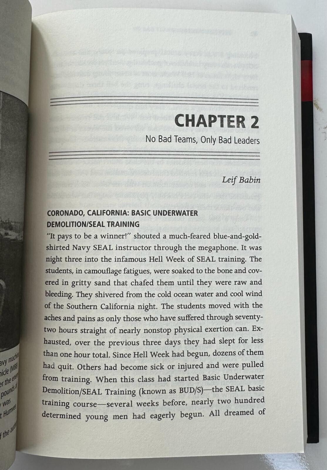 Extreme Ownership How US Navy Seals Lead and Win Jocko Willink English Book New