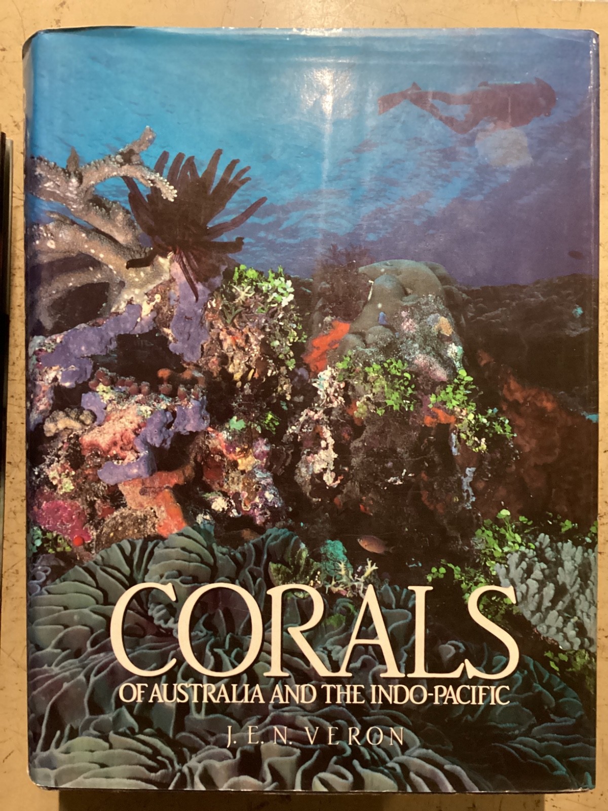 Corals of Australia and the Indo-Pacific by J.E.N. Veron 1986 HC DJ Angus