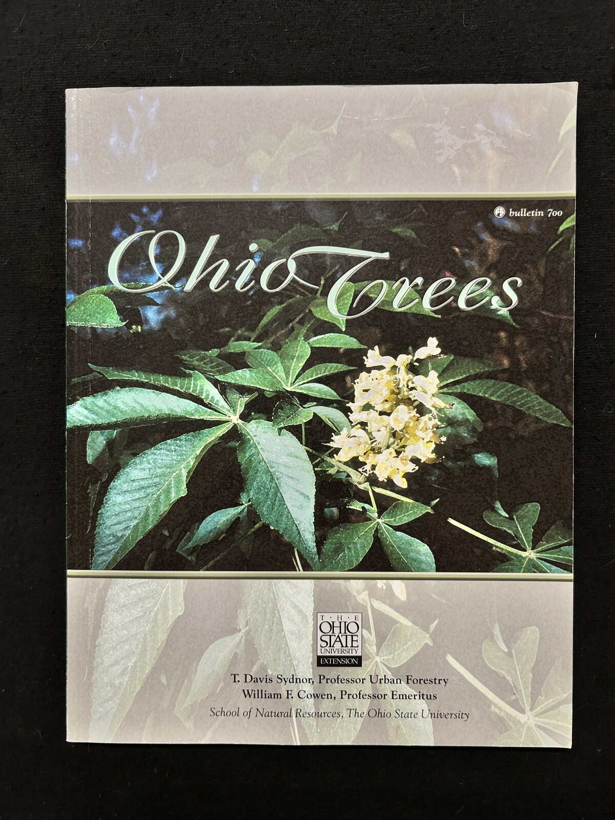 OHIO TREES T. Davis Sydnor 2000 softcover