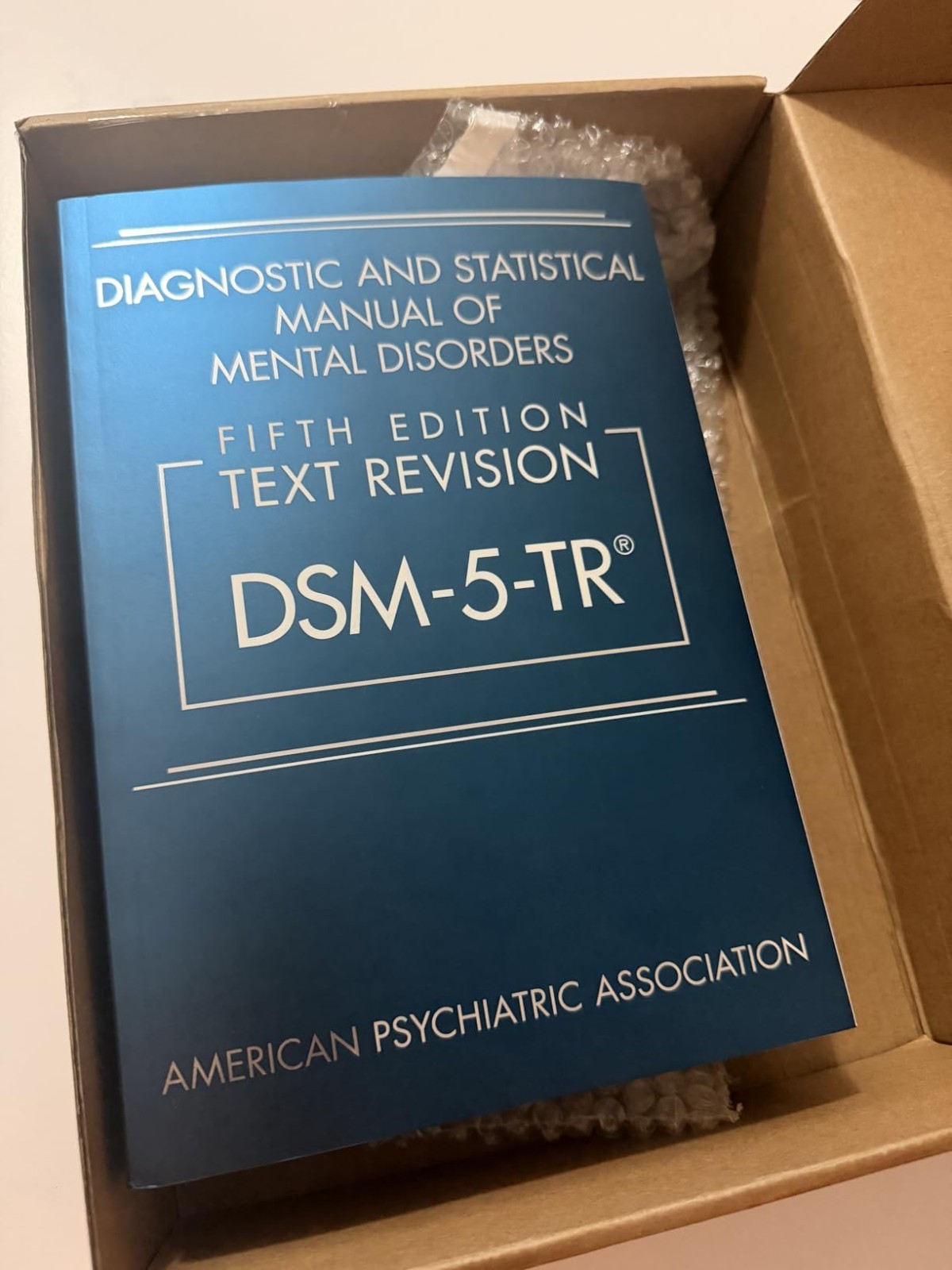 Diagnostic and Statistical Manual of Mental Disorders DSM-5-TR Paperback